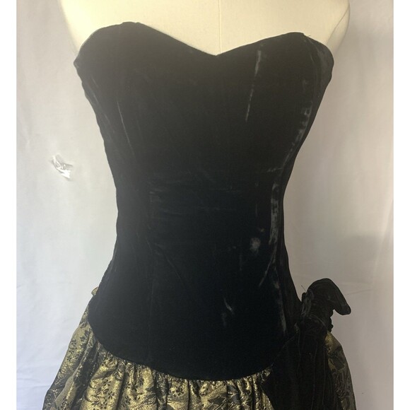 VTG 80s Positively Ellyn Black Velvet Gold Strapless Party Bubble Dress Sz. 8 - Picture 4 of 13